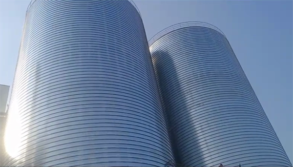 山西2座混凝土高架卷板仓